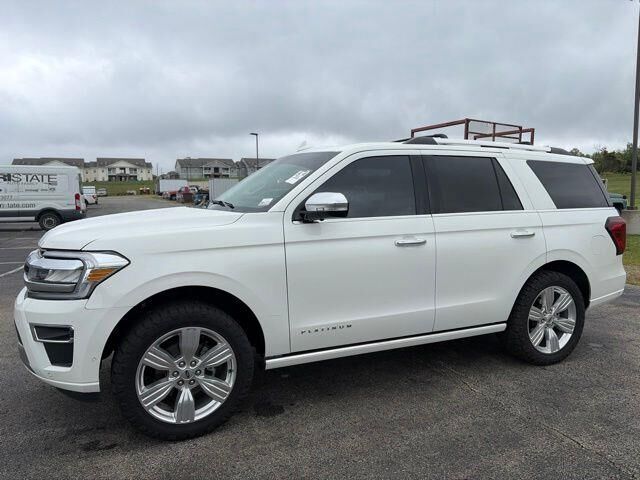 2024 Ford Expedition Platinum — photo 1 of 13