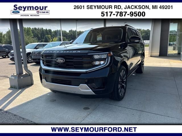 2025 Ford Expedition Platinum — photo 1 of 26