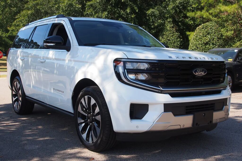 2026 Ford Expedition Platinum — photo 1 of 13