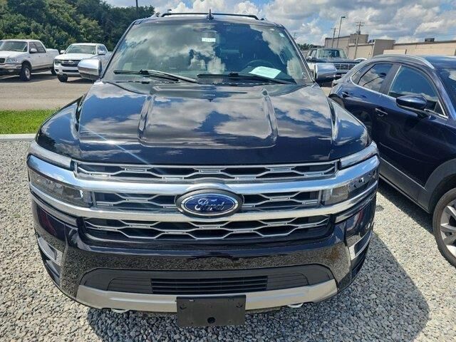 2023 Ford Expedition Platinum — photo 1 of 26