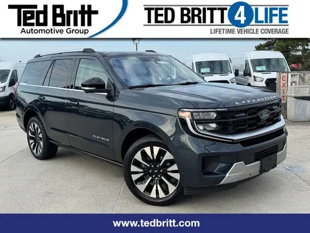 2025 Ford Expedition Platinum — photo 1 of 13