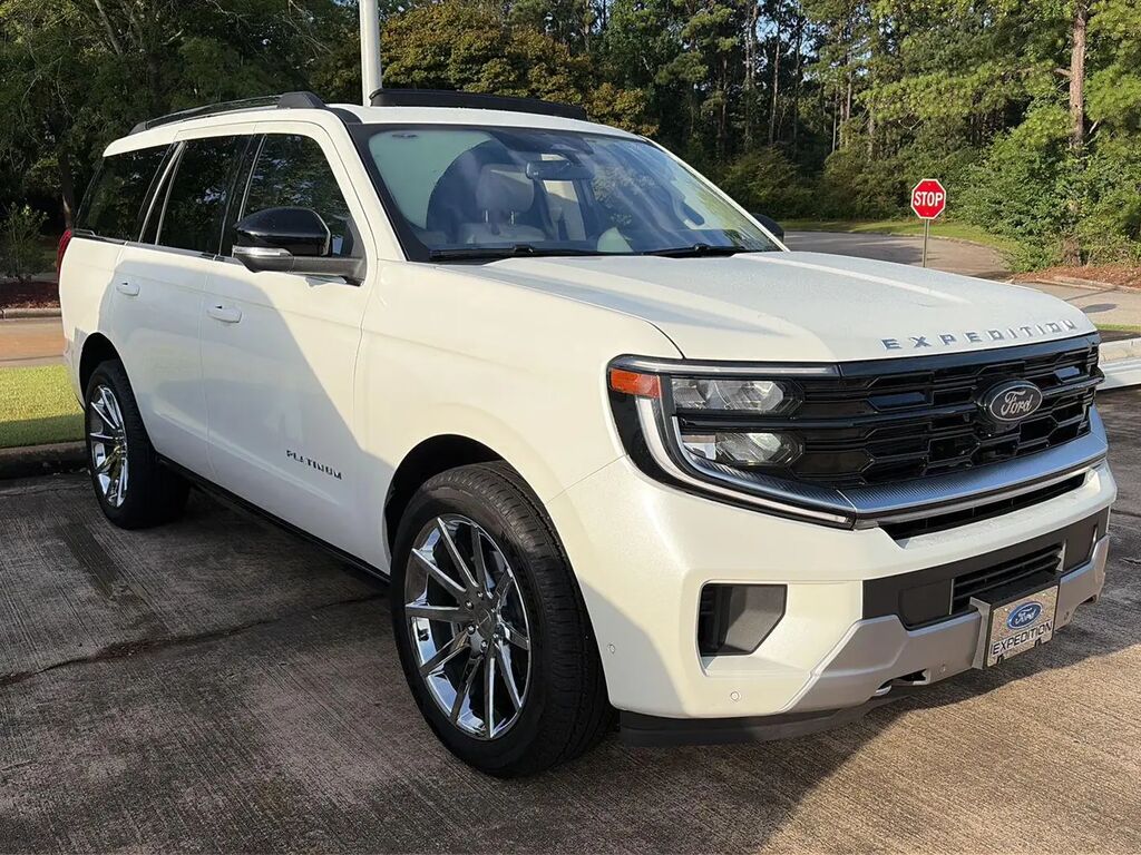 2025 Ford Expedition Platinum — photo 1 of 17