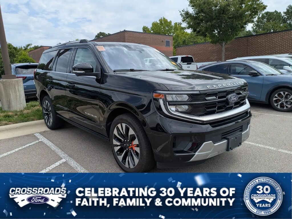 2025 Ford Expedition Platinum — photo 1 of 4
