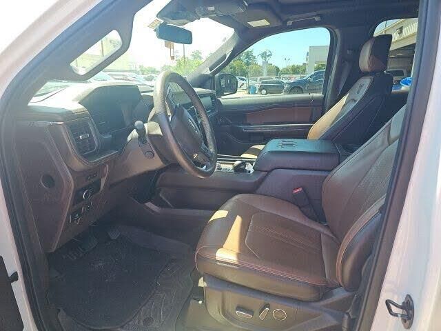 2023 Ford Expedition King Ranch — photo 1 of 2