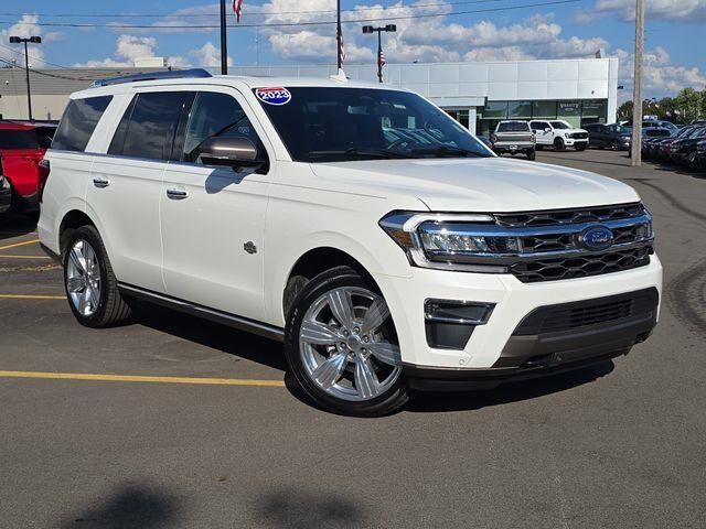 2023 Ford Expedition King Ranch — photo 1 of 26