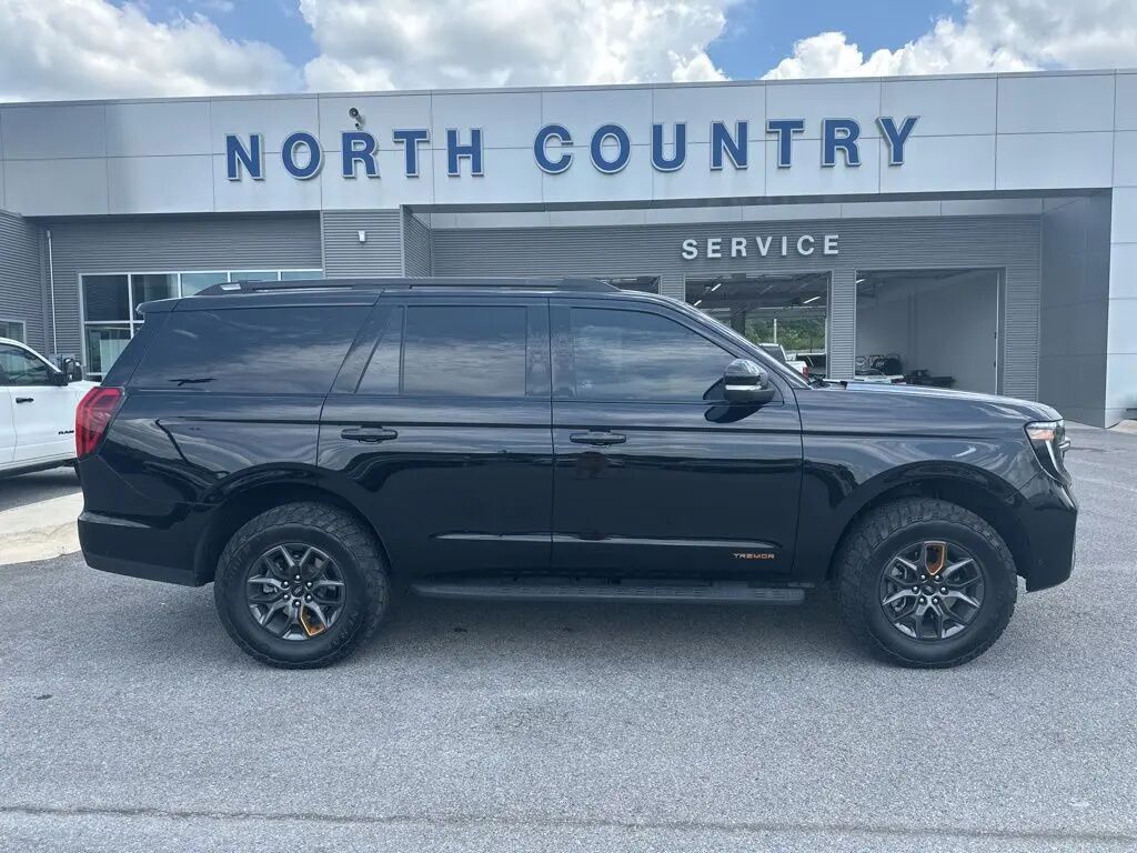 2025 Ford Expedition Tremor — photo 1 of 14