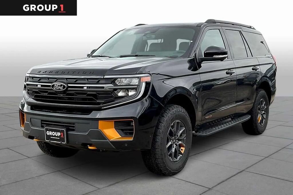 2025 Ford Expedition Tremor — photo 1 of 26
