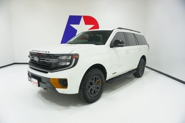 2025 Ford Expedition Tremor — photo 1 of 26