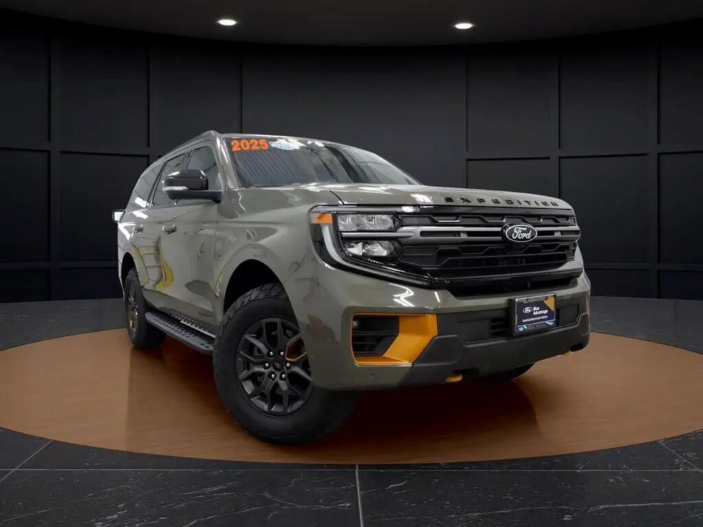 2025 Ford Expedition Tremor — photo 1 of 15
