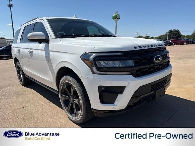 2023 Ford Expedition Limited — photo 1 of 26