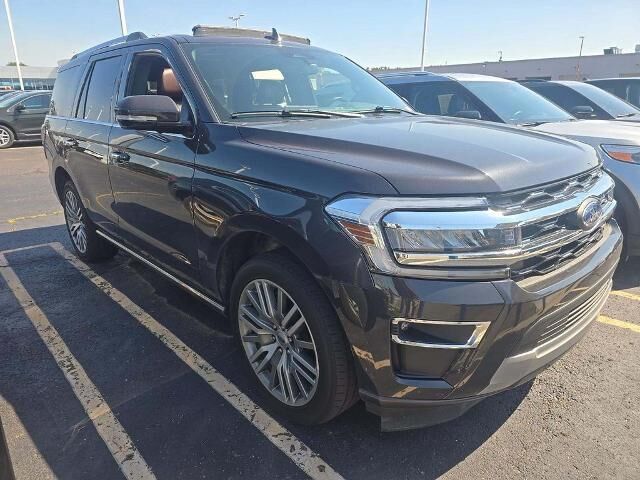 2024 Ford Expedition Limited — photo 1 of 39