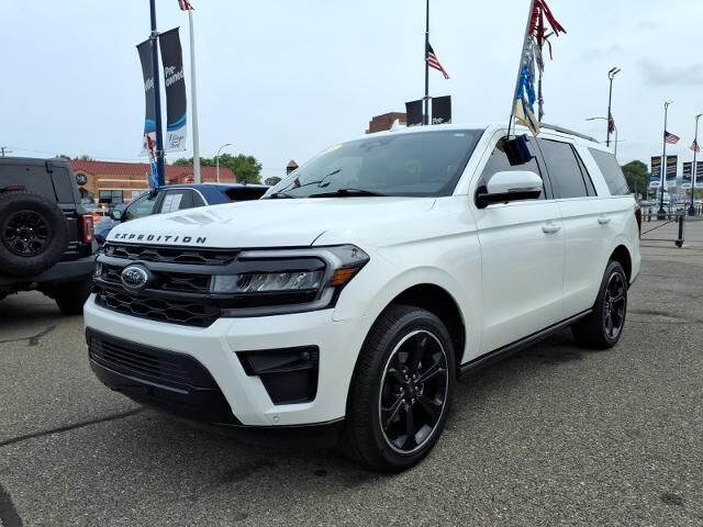 2024 Ford Expedition Limited — photo 1 of 26