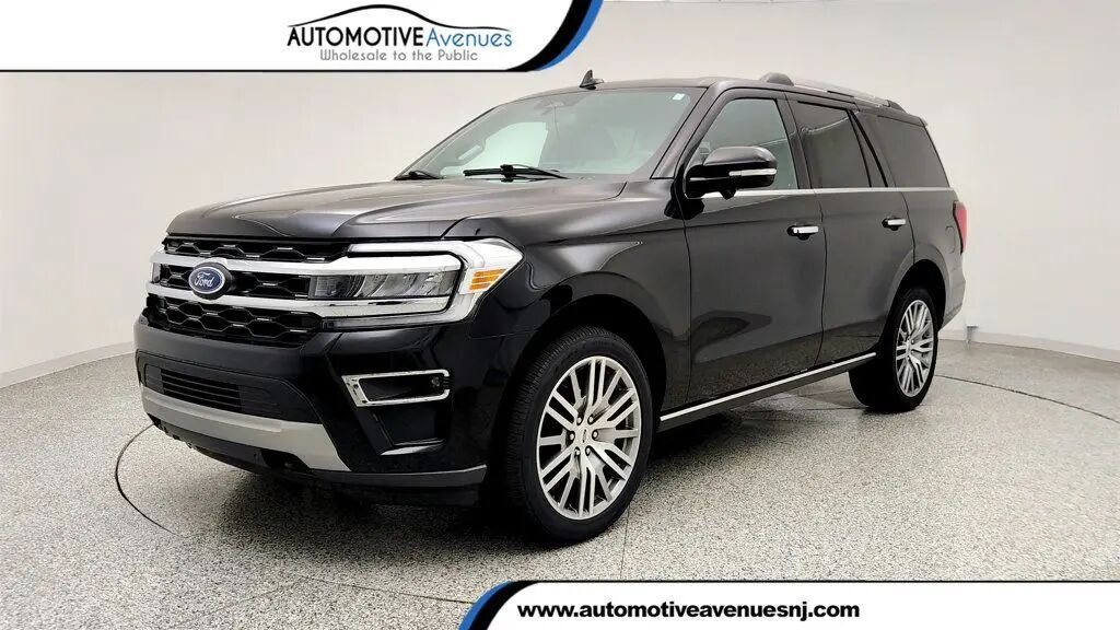 2023 Ford Expedition Limited — photo 1 of 26