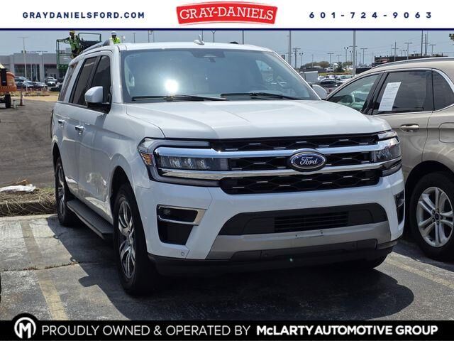 2024 Ford Expedition Limited — photo 1 of 20