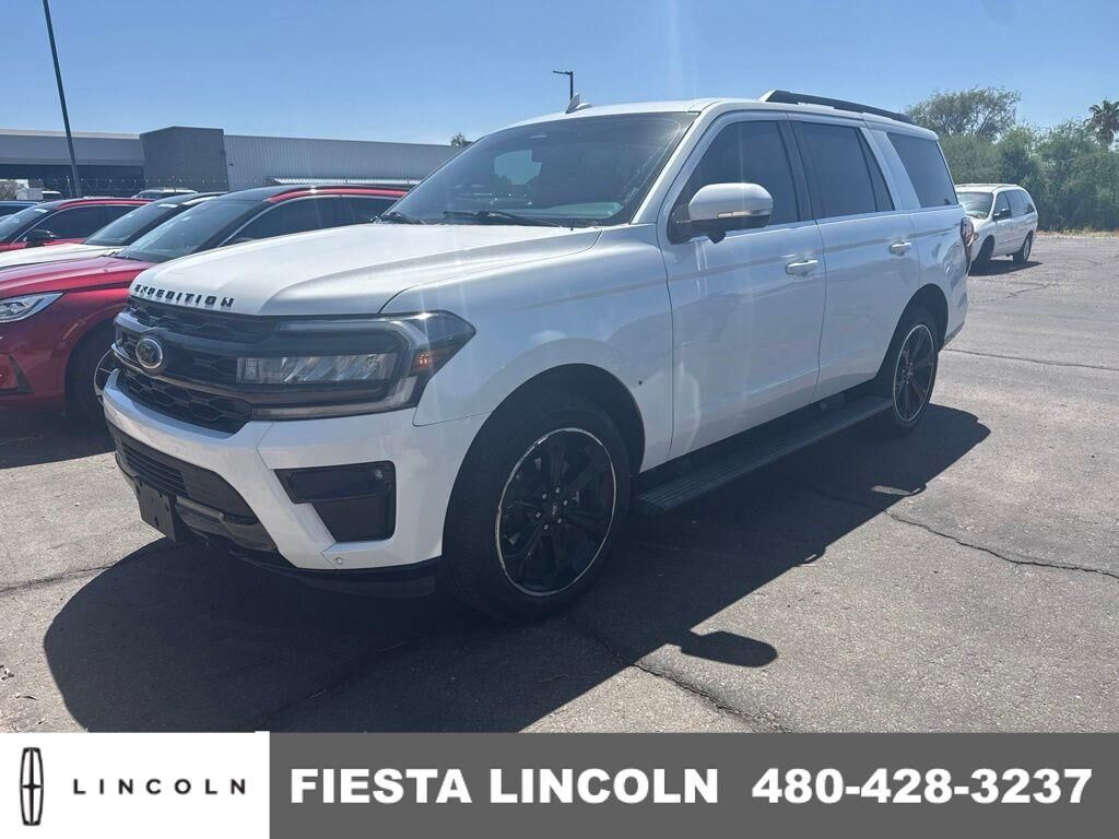 2023 Ford Expedition Limited — photo 1 of 15