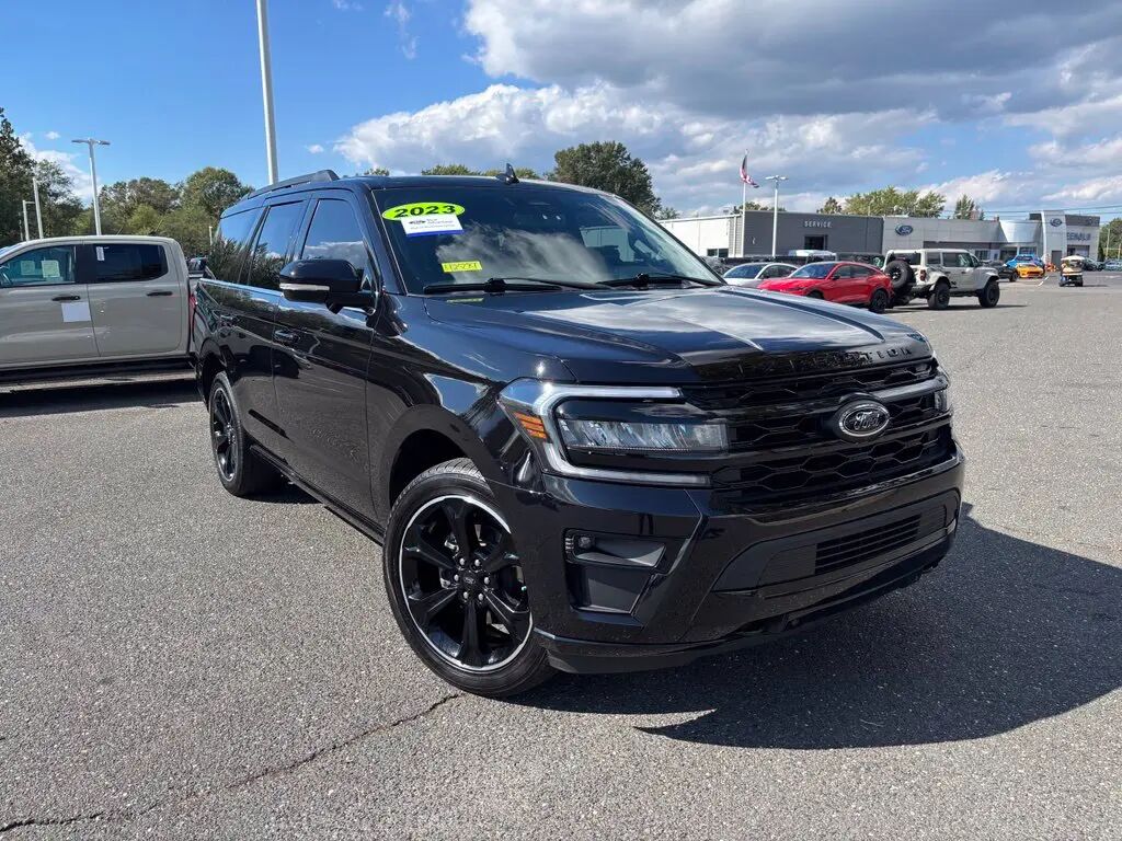 2023 Ford Expedition Limited — photo 1 of 13