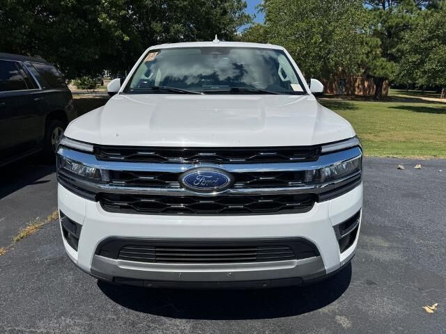 2024 Ford Expedition Limited — photo 1 of 10