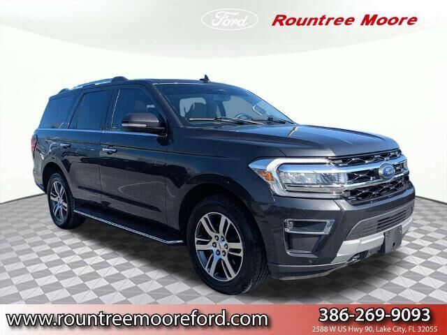 2023 Ford Expedition Limited — photo 1 of 13