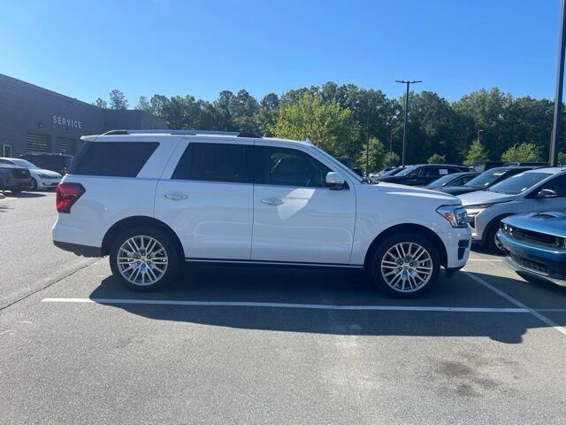 2024 Ford Expedition Limited — photo 1 of 27