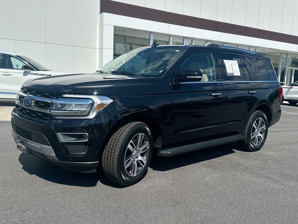 2024 Ford Expedition Limited — photo 1 of 1