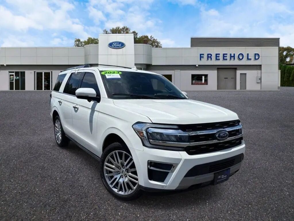 2023 Ford Expedition Limited — photo 1 of 13