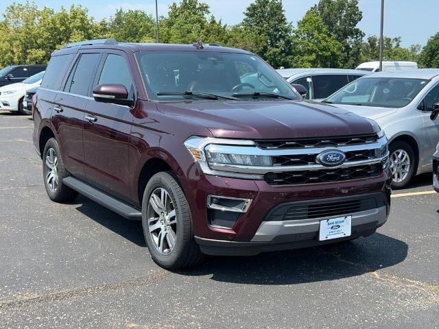 2024 Ford Expedition Limited — photo 1 of 13