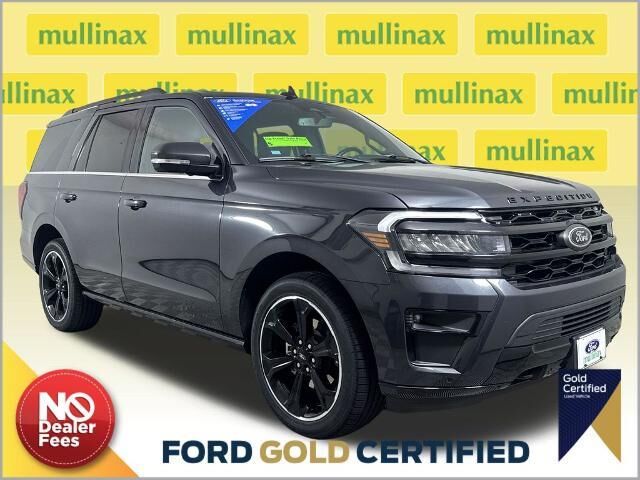 2022 Ford Expedition Limited — photo 1 of 18