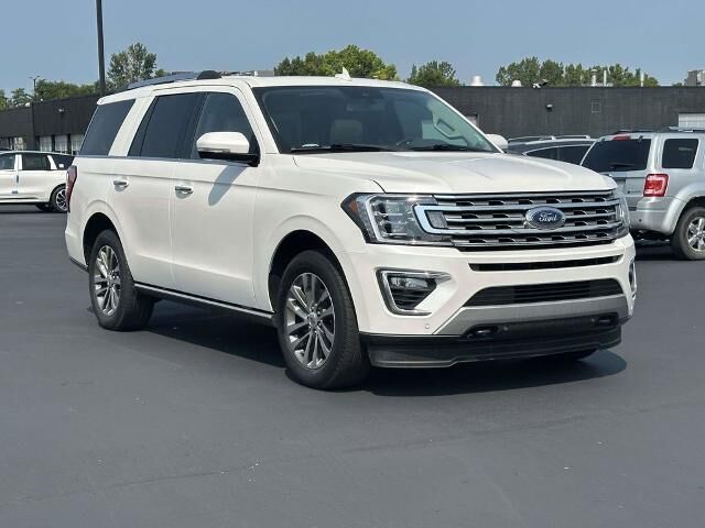 2018 Ford Expedition Limited — photo 1 of 13