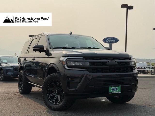 2022 Ford Expedition Limited — photo 1 of 26