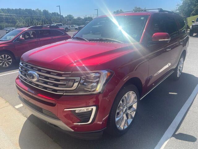 2019 Ford Expedition Limited — photo 1 of 11