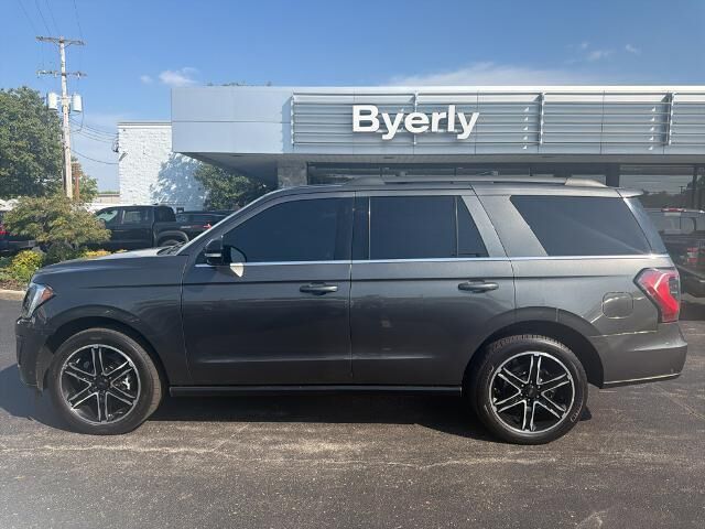 2019 Ford Expedition Limited — photo 1 of 39