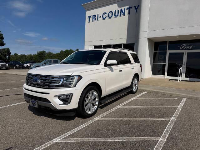 2018 Ford Expedition Limited — photo 1 of 13