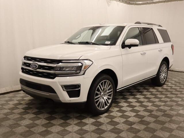2022 Ford Expedition Limited — photo 1 of 26