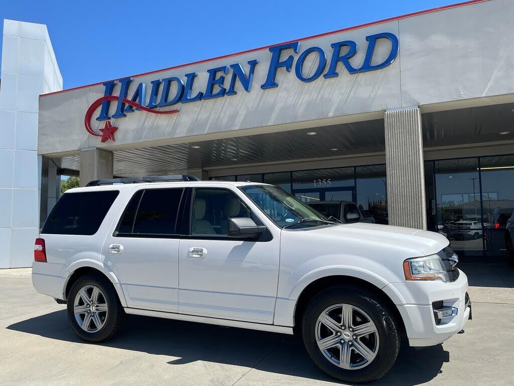 2017 Ford Expedition Limited — photo 1 of 1