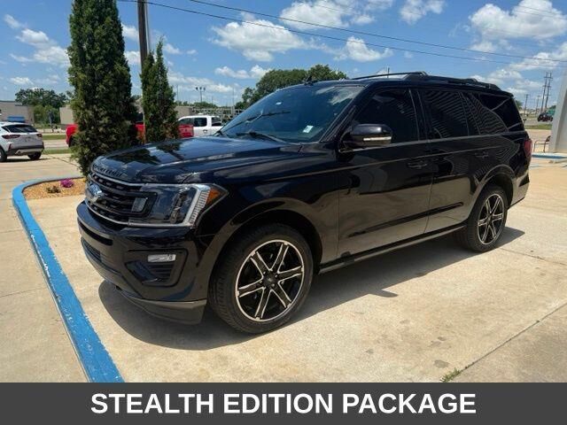 2021 Ford Expedition Limited — photo 1 of 13