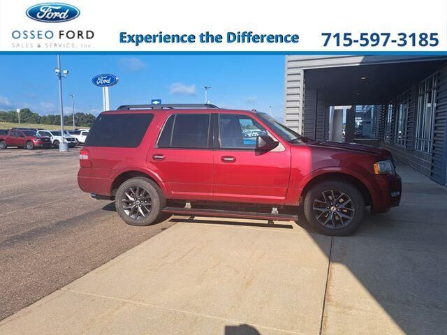 2017 Ford Expedition Limited — photo 1 of 8