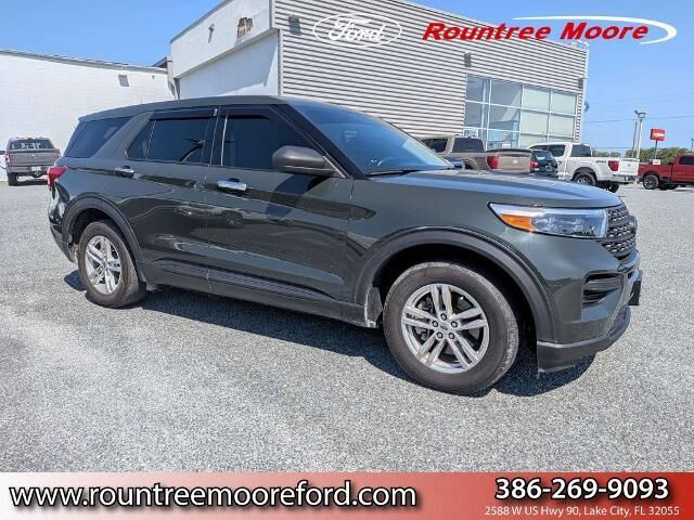 2022 Ford Explorer Base — photo 1 of 13