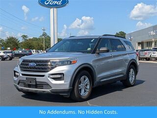 2020 Ford Explorer XLT — photo 1 of 13