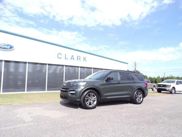 2022 Ford Explorer XLT — photo 1 of 13