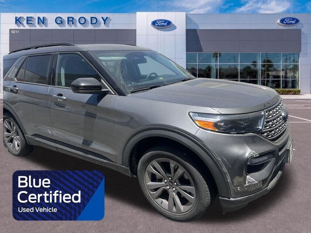 2023 Ford Explorer XLT — photo 1 of 2
