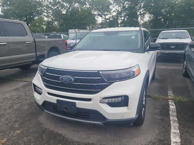 2023 Ford Explorer XLT — photo 1 of 26