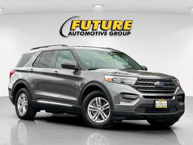 2023 Ford Explorer XLT — photo 1 of 26