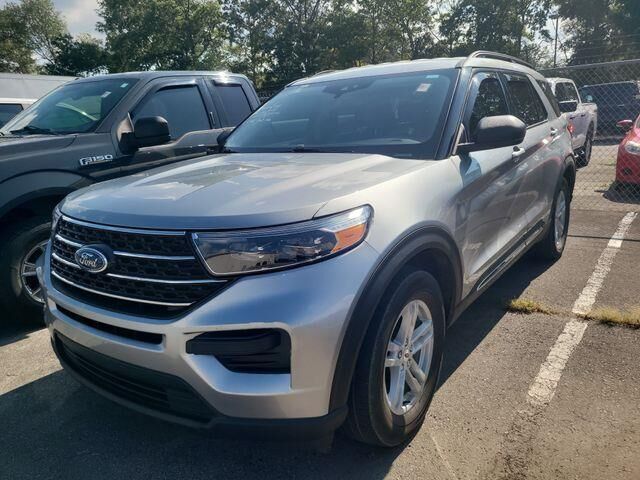 2023 Ford Explorer XLT — photo 1 of 26