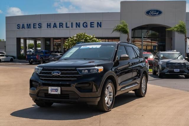 2024 Ford Explorer XLT — photo 1 of 13