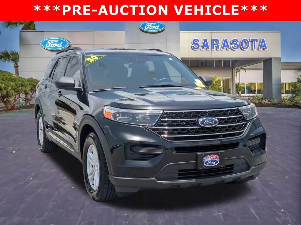 2020 Ford Explorer XLT — photo 1 of 14