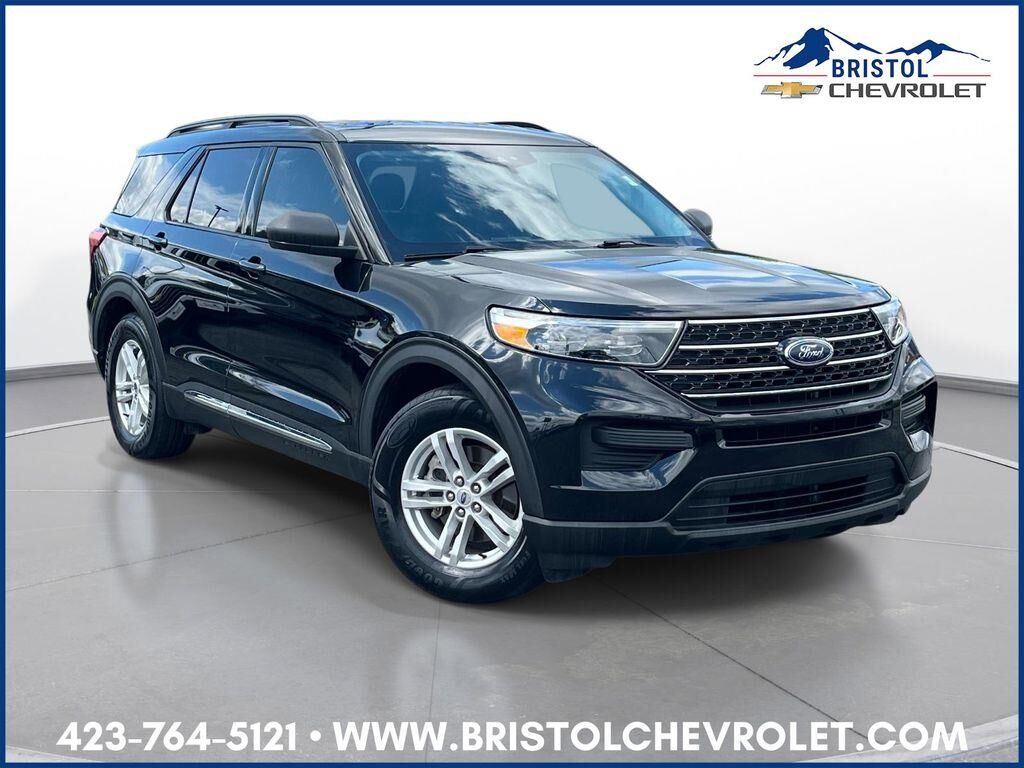 2021 Ford Explorer XLT — photo 1 of 13