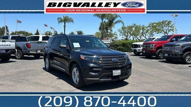 2022 Ford Explorer XLT — photo 1 of 3