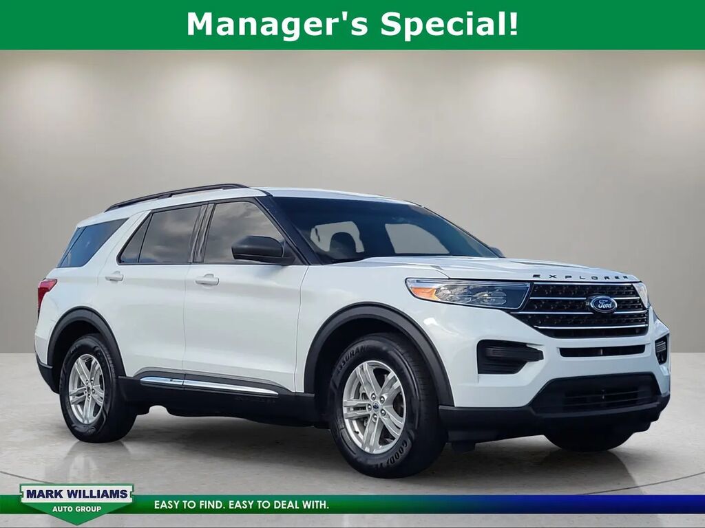 2022 Ford Explorer XLT — photo 1 of 16