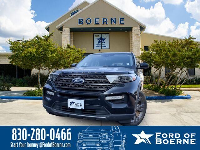 2023 Ford Explorer XLT — photo 1 of 26