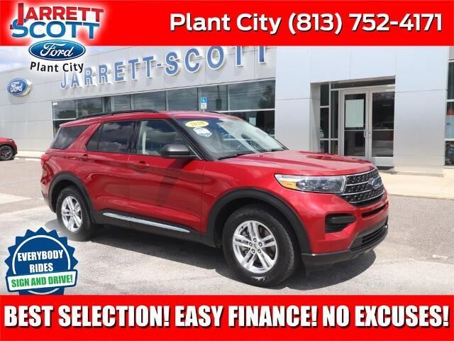 2020 Ford Explorer XLT — photo 1 of 11